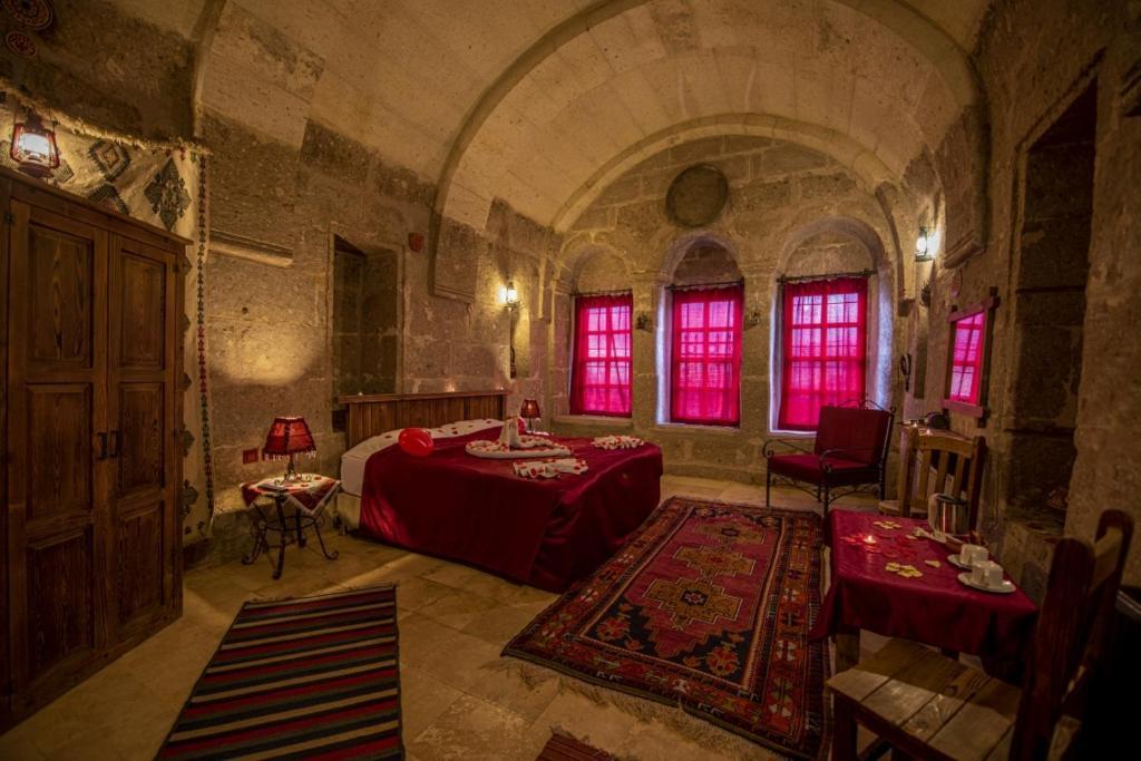 Cappadocia Antique Gelveri Cave Hotel Guzelyurt Luaran gambar